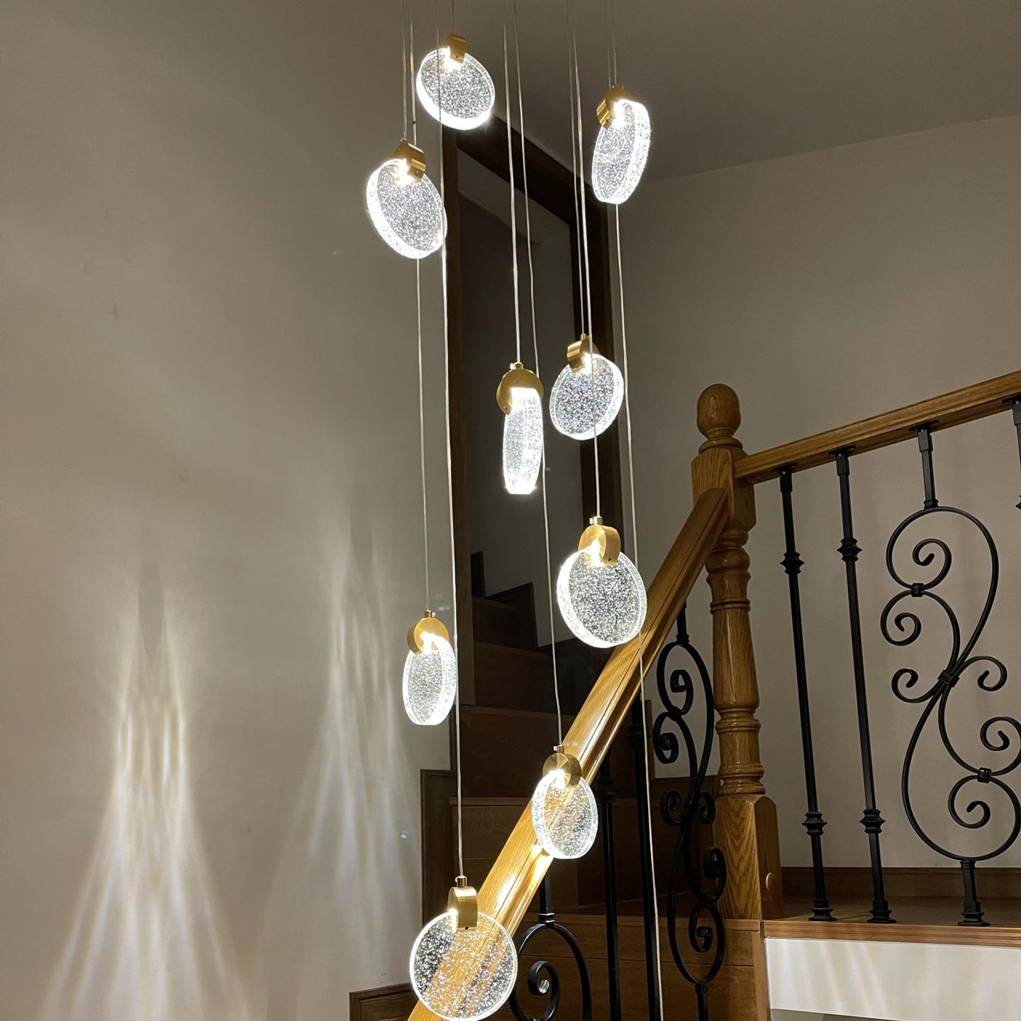 Staircase Decorative Desing Modern Crystal Chandeliers Led Luxury Hanging Lighting Fixtures Round Modern Chandelier